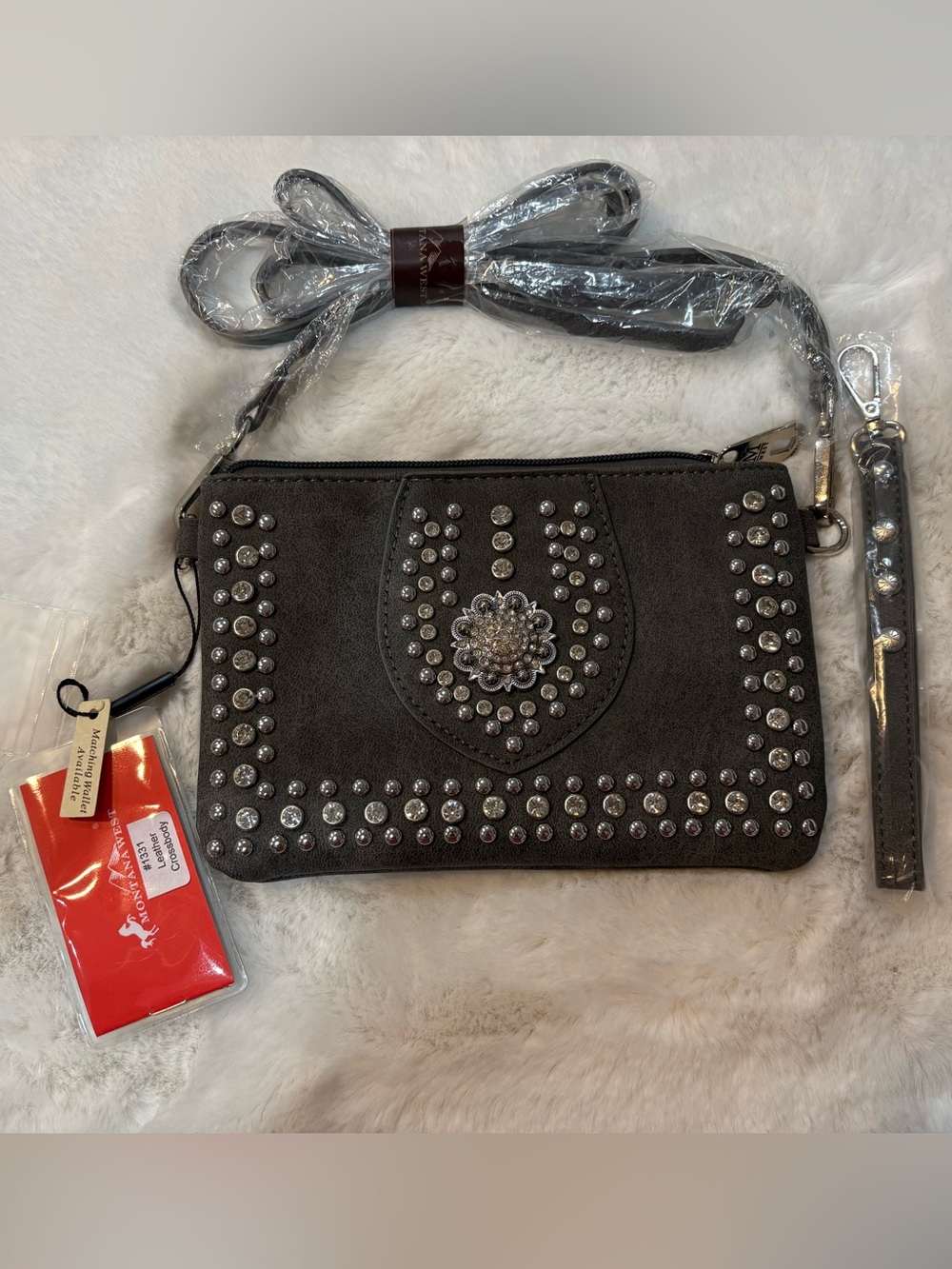 NWT Montana West Grey Western Studded Leather Crossbody Wallet Purse #1331